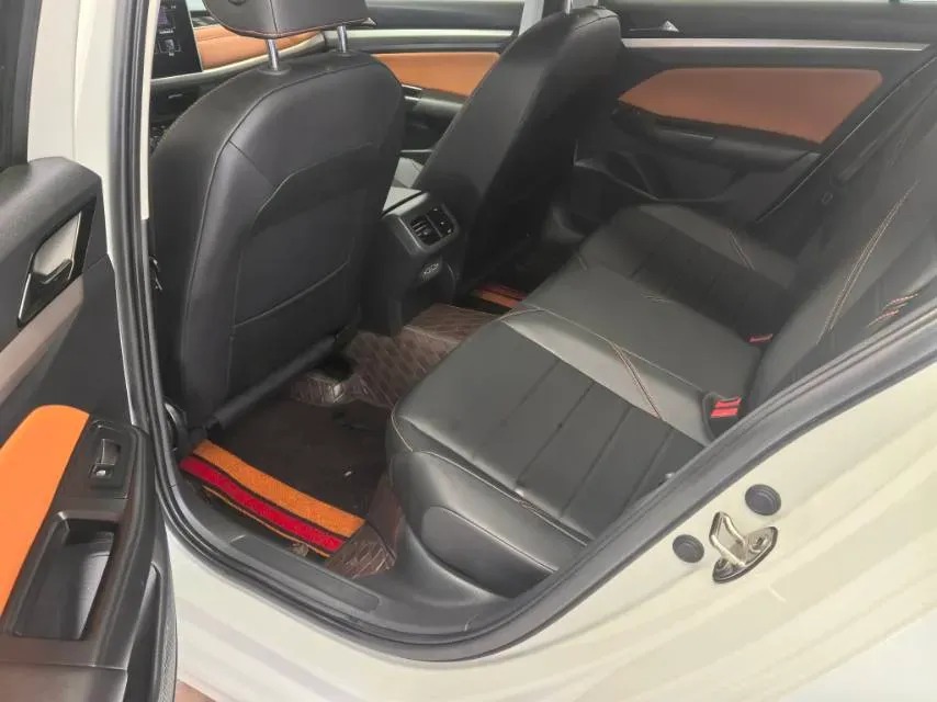 2023 Volkswagen Bora 1.2T 116HP L4 7DCT,autocango,china used car exporter,china ev exporter,chinese used car exporter,chinese used ev exporter