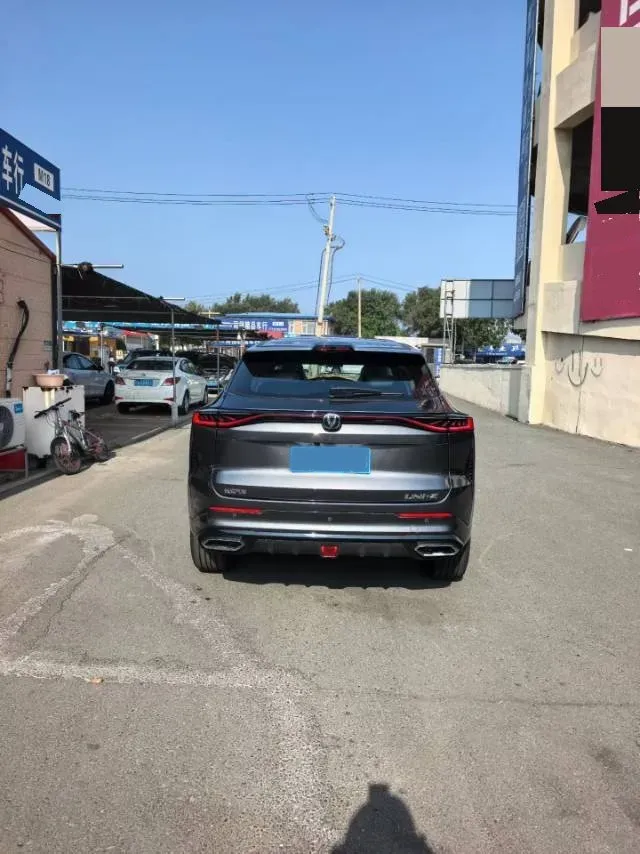 2025 ChangAn UNI-Z 1.5T 192HP L4 7DCT,autocango,china used car exporter,china ev exporter,chinese used car exporter,chinese used ev exporter