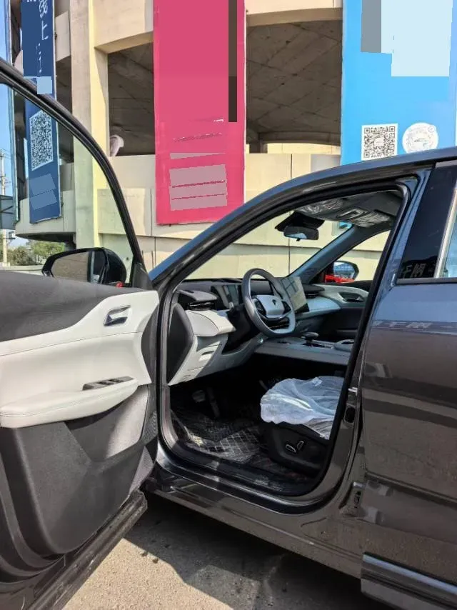 2025 ChangAn UNI-Z 1.5T 192HP L4 7DCT,autocango,china used car exporter,china ev exporter,chinese used car exporter,chinese used ev exporter