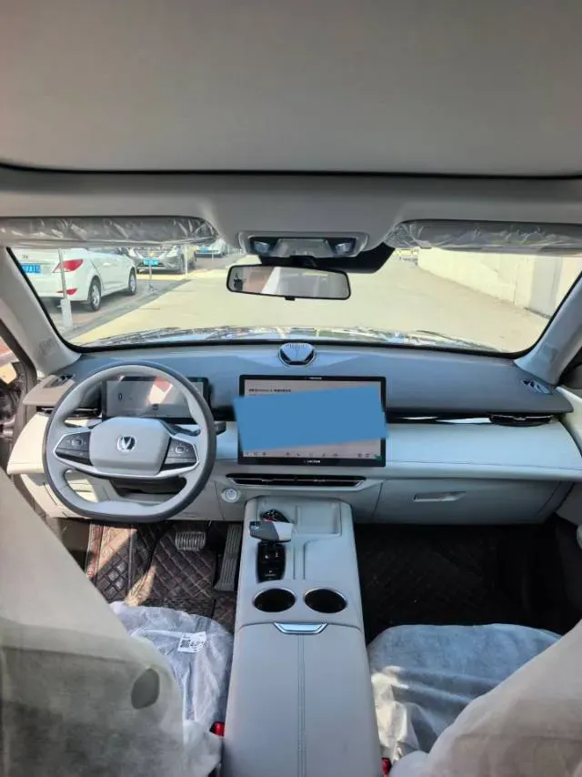 2025 ChangAn UNI-Z 1.5T 192HP L4 7DCT,autocango,china used car exporter,china ev exporter,chinese used car exporter,chinese used ev exporter