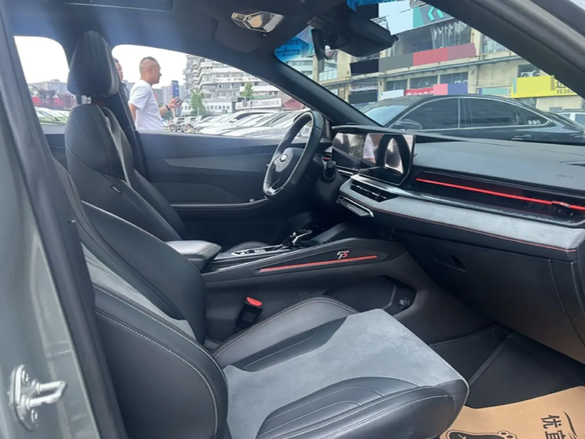 2022 Geely Binray 1.5T 181HP L4 7DCT,autocango,china used car exporter,china ev exporter,chinese used car exporter,chinese used ev exporter