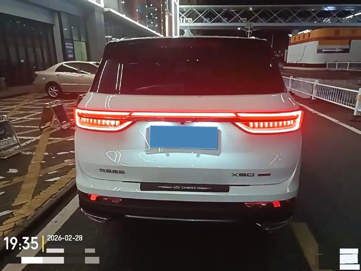 2024 Jetour X90 Plus 1.6T 197HP L4 7DCT,autocango,china used car exporter,china ev exporter,chinese used car exporter,chinese used ev exporter