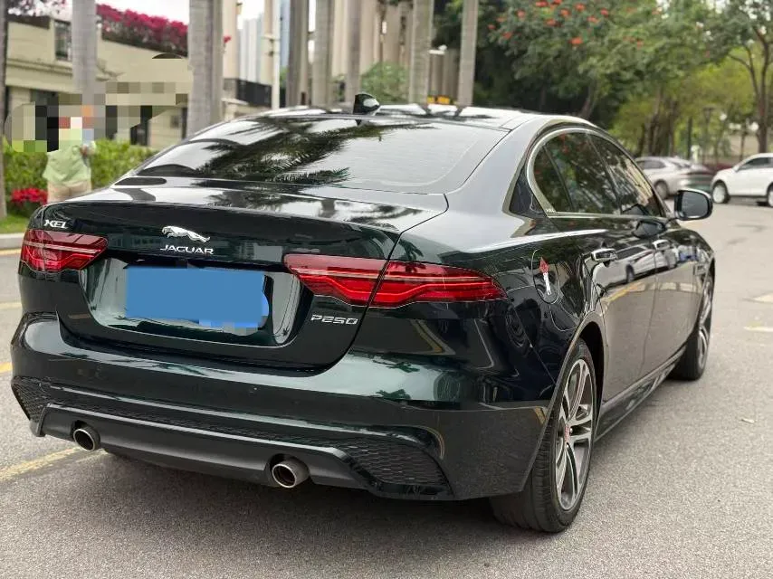 2021 Jaguar XEL 2.0T 250HP L4 8AT,autocango,china used car exporter,china ev exporter,chinese used car exporter,chinese used ev exporter