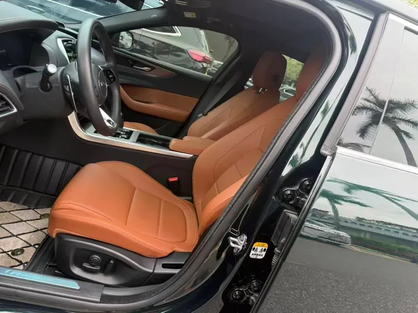2021 Jaguar XEL 2.0T 250HP L4 8AT,autocango,china used car exporter,china ev exporter,chinese used car exporter,chinese used ev exporter