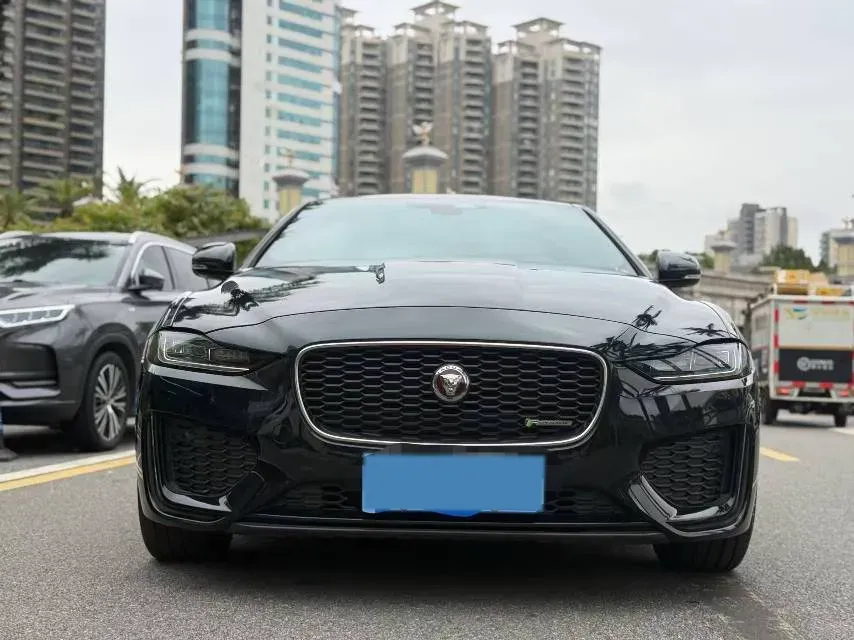 2021 Jaguar XEL 2.0T 250HP L4 8AT,autocango,china used car exporter,china ev exporter,chinese used car exporter,chinese used ev exporter