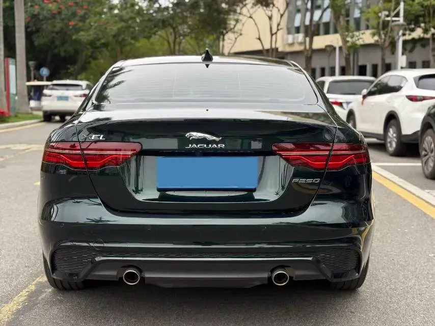 2021 Jaguar XEL 2.0T 250HP L4 8AT,autocango,china used car exporter,china ev exporter,chinese used car exporter,chinese used ev exporter