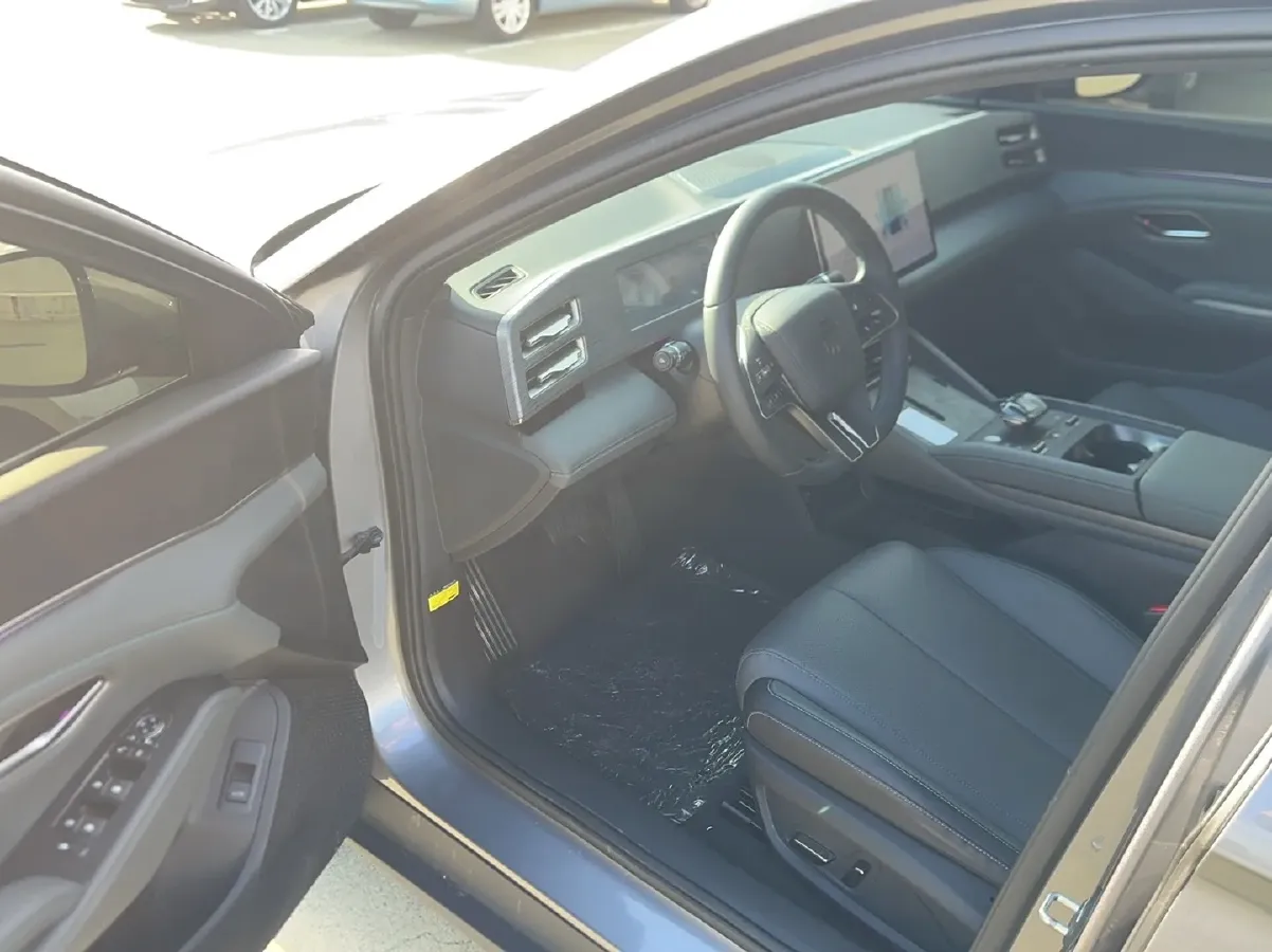 2024 BYD QinL 1.5L 101HP L4 E-CVT PHEV 15.87KWH,autocango,china used car exporter,china ev exporter,chinese used car exporter,chinese used ev exporter