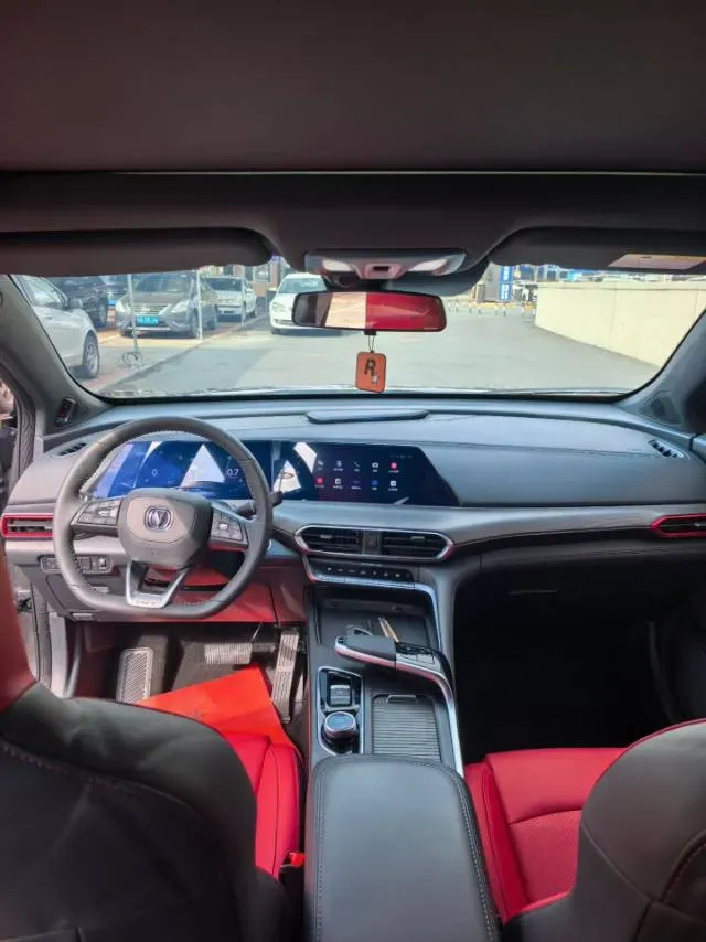 2020 ChangAn UNI-T 1.5T 180HP L4 7DCT,autocango,china used car exporter,china ev exporter,chinese used car exporter,chinese used ev exporter