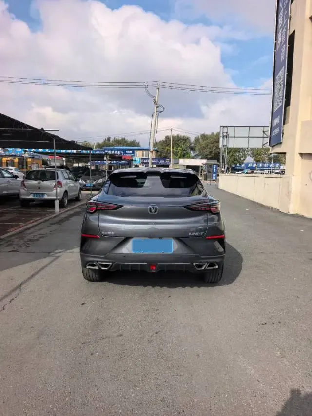 2020 ChangAn UNI-T 1.5T 180HP L4 7DCT,autocango,china used car exporter,china ev exporter,chinese used car exporter,chinese used ev exporter