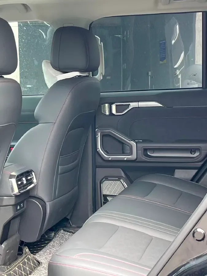 2023 Jetour Traveller 1.5T 184HP L4 7DCT,autocango,china used car exporter,china ev exporter,chinese used car exporter,chinese used ev exporter