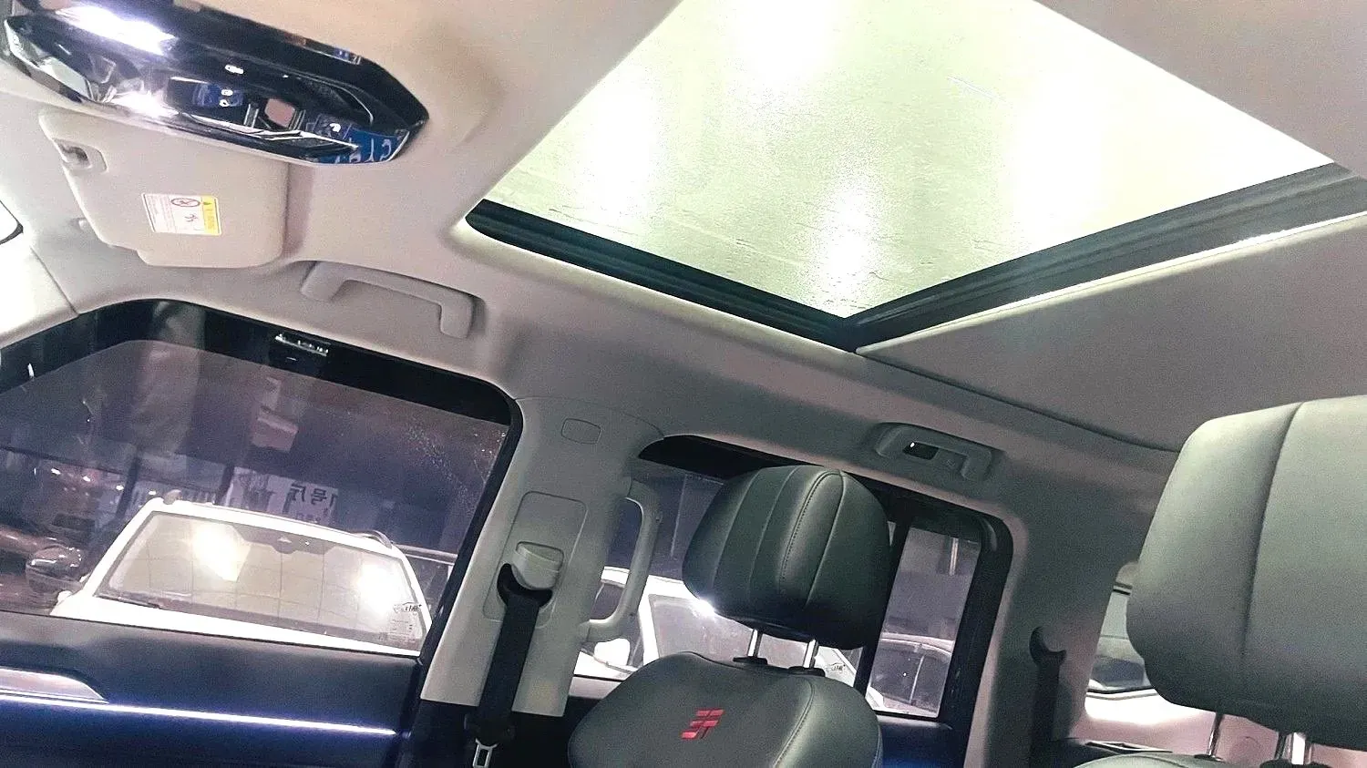 2023 Jetour Traveller 1.5T 184HP L4 7DCT,autocango,china used car exporter,china ev exporter,chinese used car exporter,chinese used ev exporter