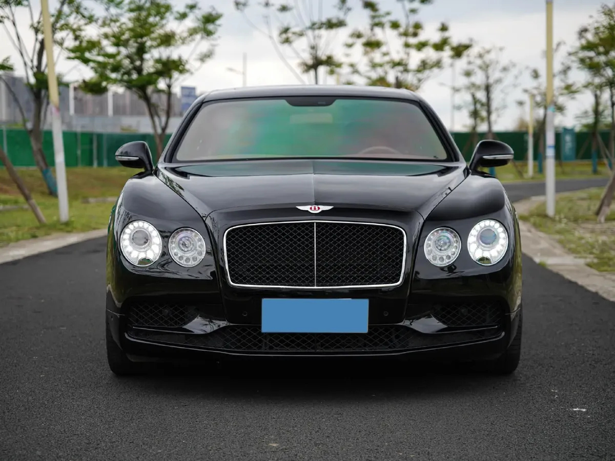 2017 Bentley Flying Spur 4.0T 528HP V8 8AT,autocango,china used car exporter,china ev exporter,chinese used car exporter,chinese used ev exporter