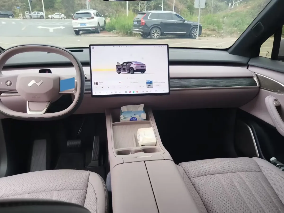 2024 ONVO L60 BEV 60KWH,autocango,china used car exporter,china ev exporter,chinese used car exporter,chinese used ev exporter