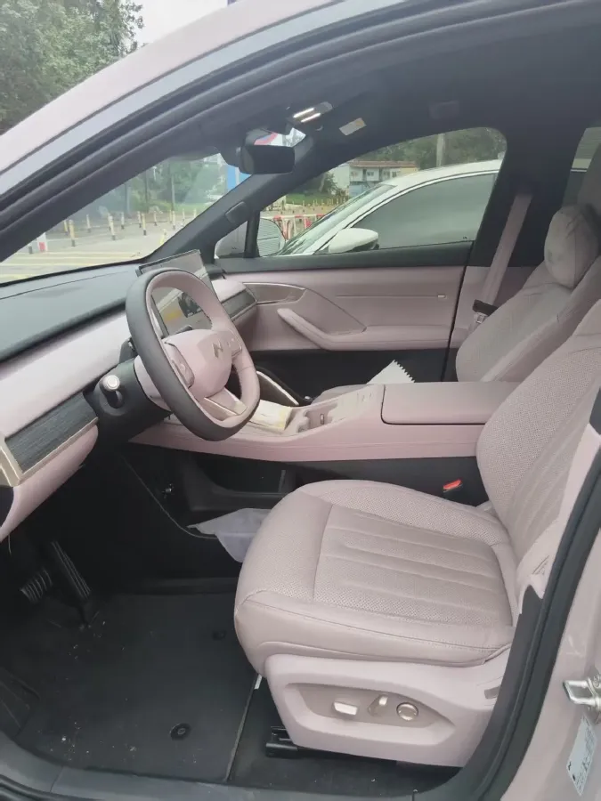 2024 ONVO L60 BEV 60KWH,autocango,china used car exporter,china ev exporter,chinese used car exporter,chinese used ev exporter