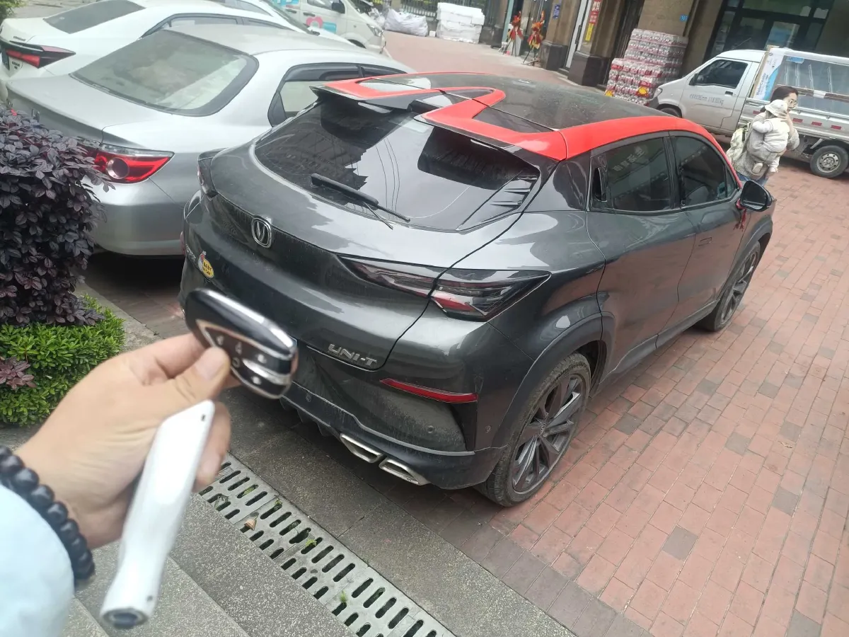 2020 ChangAn UNI-T 1.5T 180HP L4 7DCT,autocango,china used car exporter,china ev exporter,chinese used car exporter,chinese used ev exporter