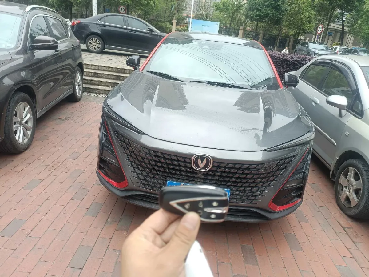 2020 ChangAn UNI-T 1.5T 180HP L4 7DCT,autocango,china used car exporter,china ev exporter,chinese used car exporter,chinese used ev exporter