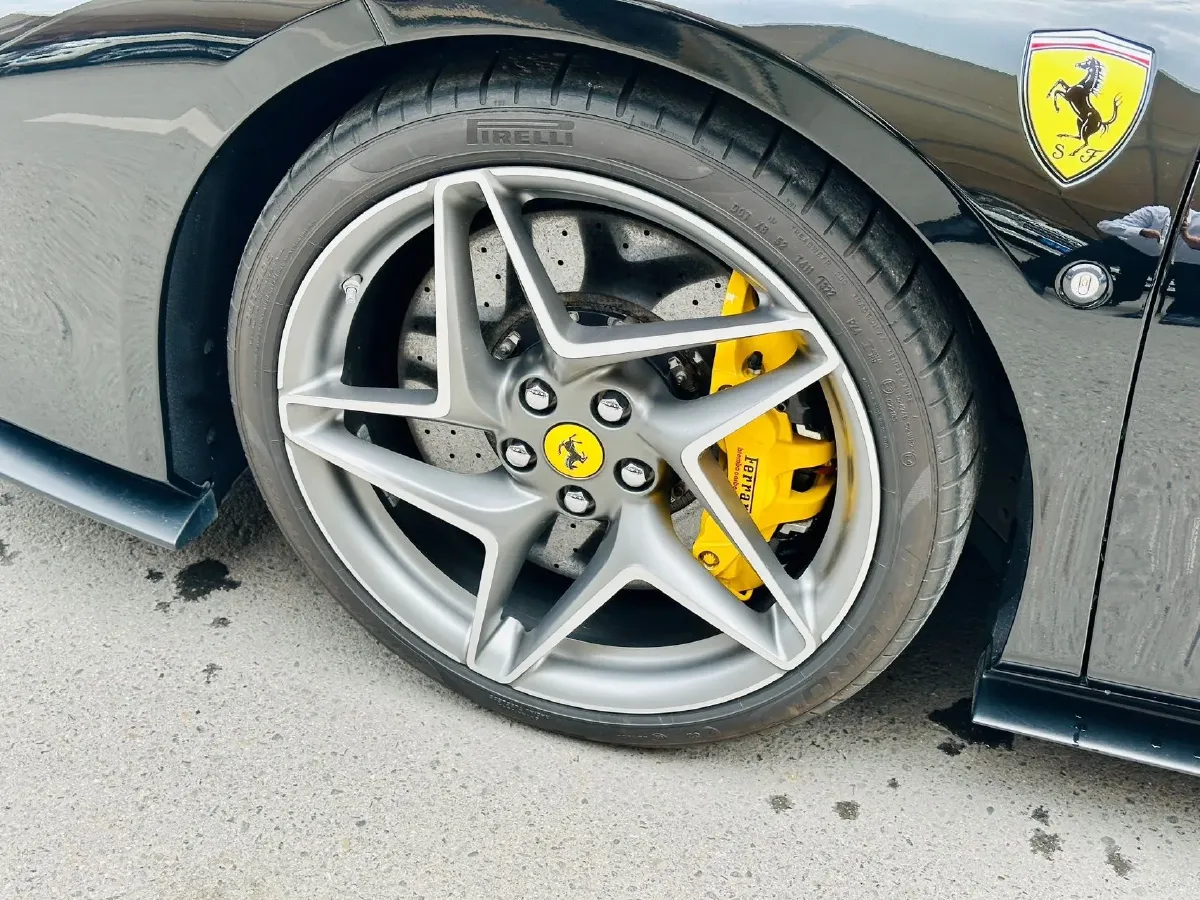 2020 Ferrari F8 3.9T 720HP V8 7DCT,autocango,china used car exporter,china ev exporter,chinese used car exporter,chinese used ev exporter