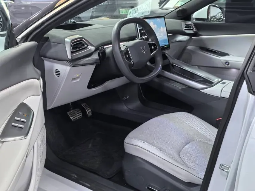 2025 ARCFOX αS5 BEV,autocango,china used car exporter,china ev exporter,chinese used car exporter,chinese used ev exporter