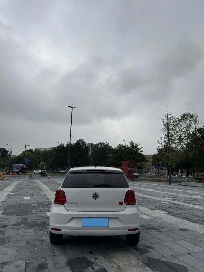2016 Volkswagen Polo 1.4L 90HP L4 5MT,autocango,china used car exporter,china ev exporter,chinese used car exporter,chinese used ev exporter