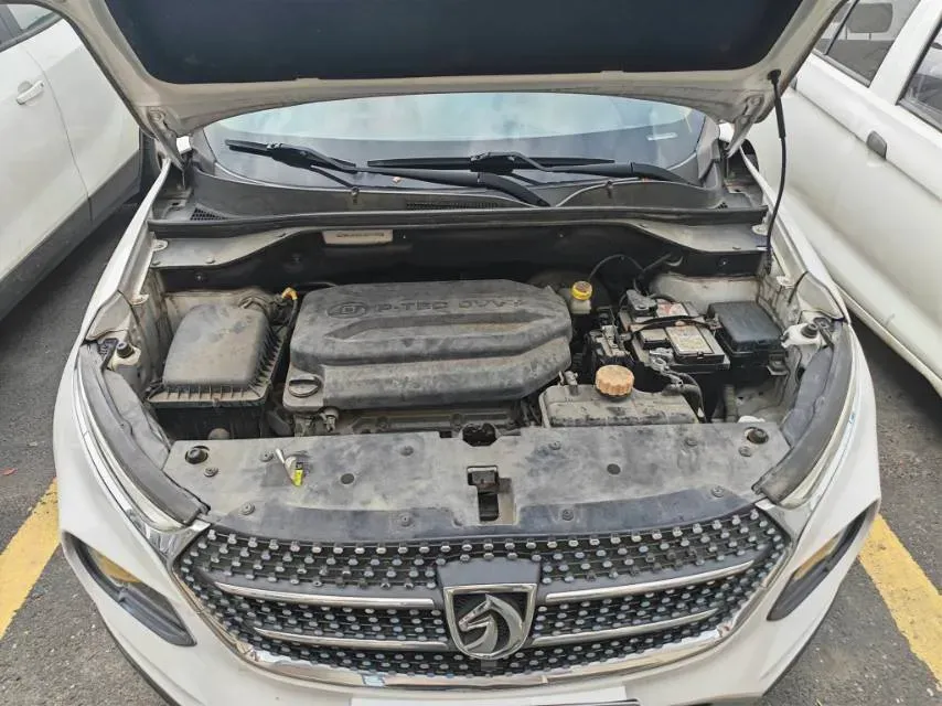 2017 HaiMa S5 Young Edition 1.6L 122HP L4 5MT,autocango,china used car exporter,china ev exporter,chinese used car exporter,chinese used ev exporter