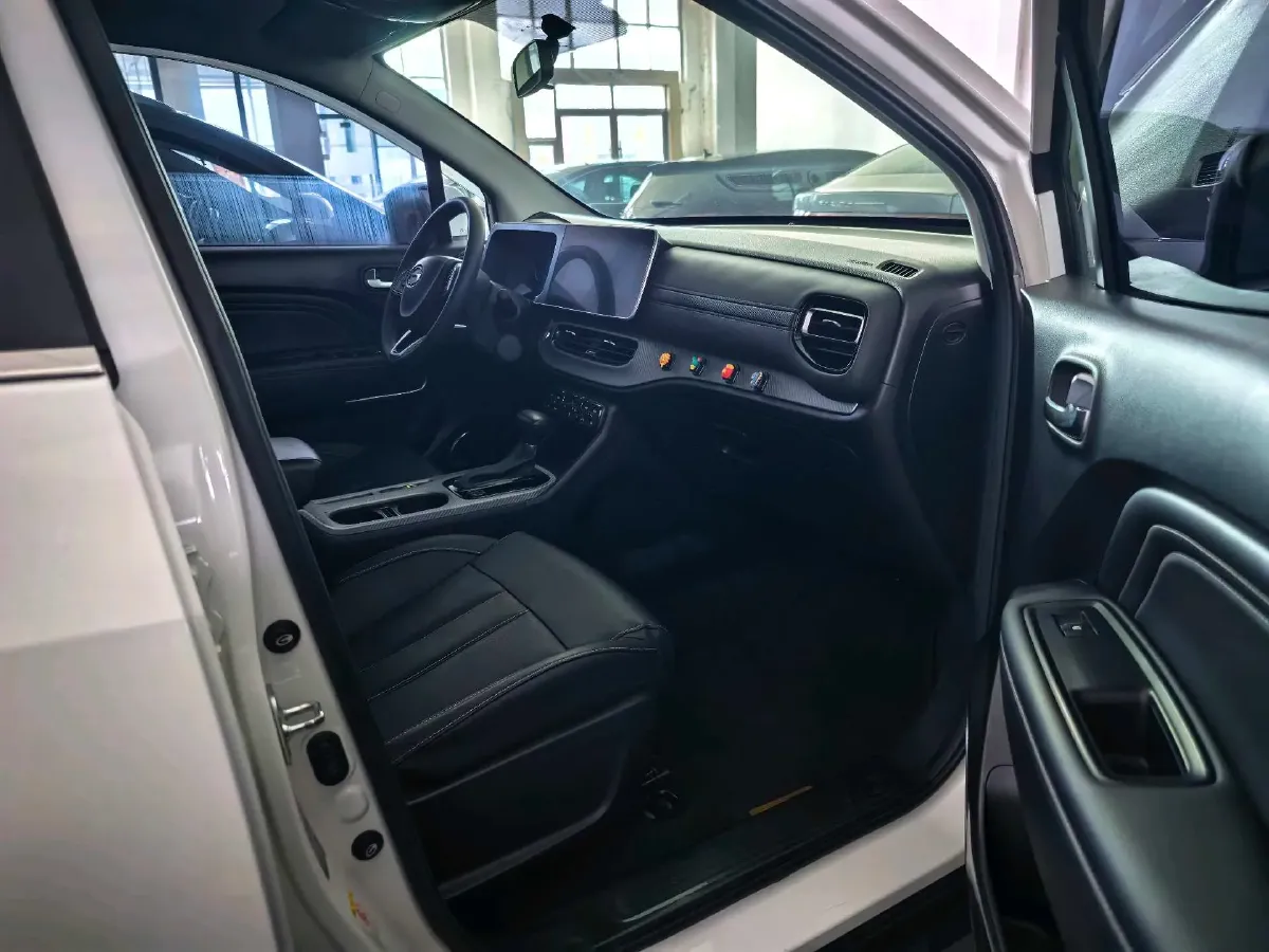 2021 GAC Trumpchi GS3 1.5T 169HP L4 6AT,autocango,china used car exporter,china ev exporter,chinese used car exporter,chinese used ev exporter