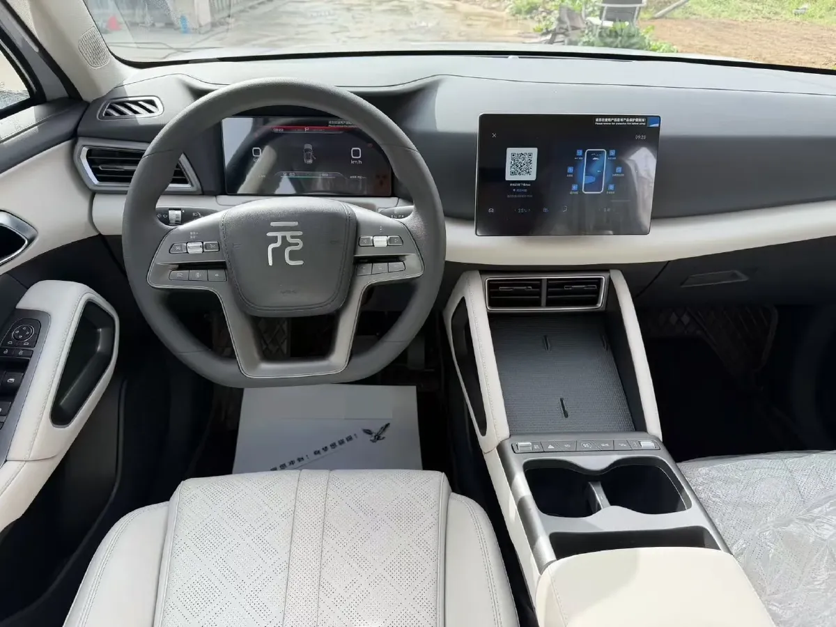 2025 BYD YuanUP BEV,autocango,china used car exporter,china ev exporter,chinese used car exporter,chinese used ev exporter