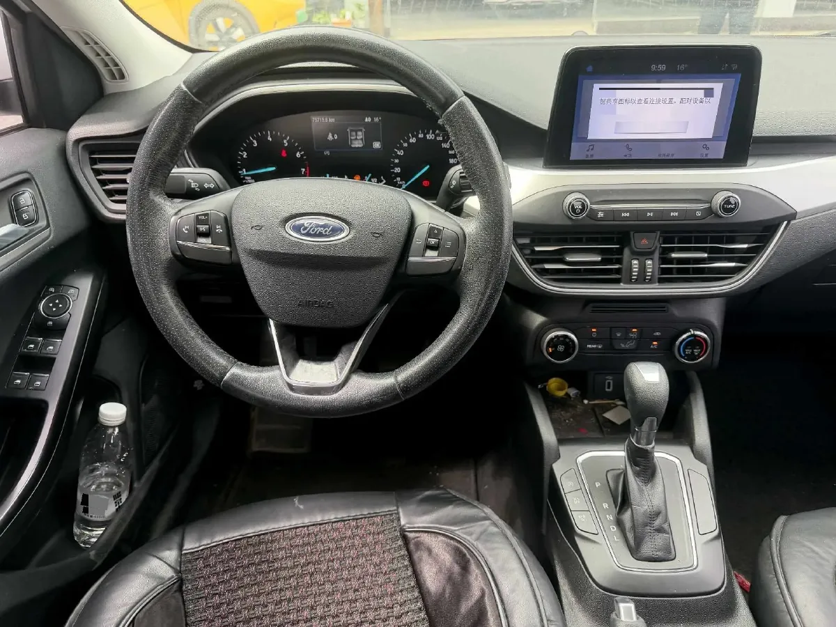 2020 Ford Focus 1.5L 122HP L3 6AT,autocango,china used car exporter,china ev exporter,chinese used car exporter,chinese used ev exporter