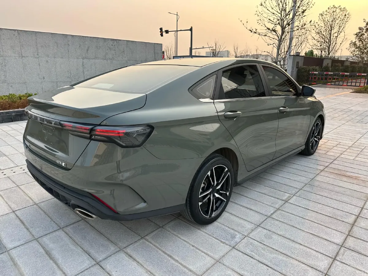 2022 Geely Binray 1.5T 181HP L4 7DCT,autocango,china used car exporter,china ev exporter,chinese used car exporter,chinese used ev exporter