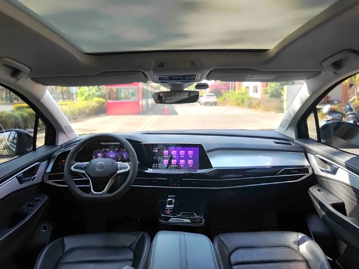 2022 Volkswagen Talagon 2.0T 220HP L4 7DCT,autocango,china used car exporter,china ev exporter,chinese used car exporter,chinese used ev exporter