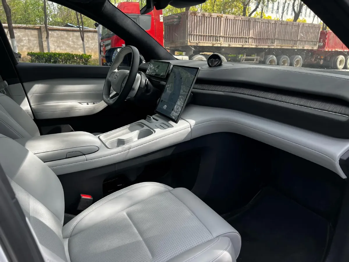 2024 NIO ES6 BEV 75KWH,autocango,china used car exporter,china ev exporter,chinese used car exporter,chinese used ev exporter