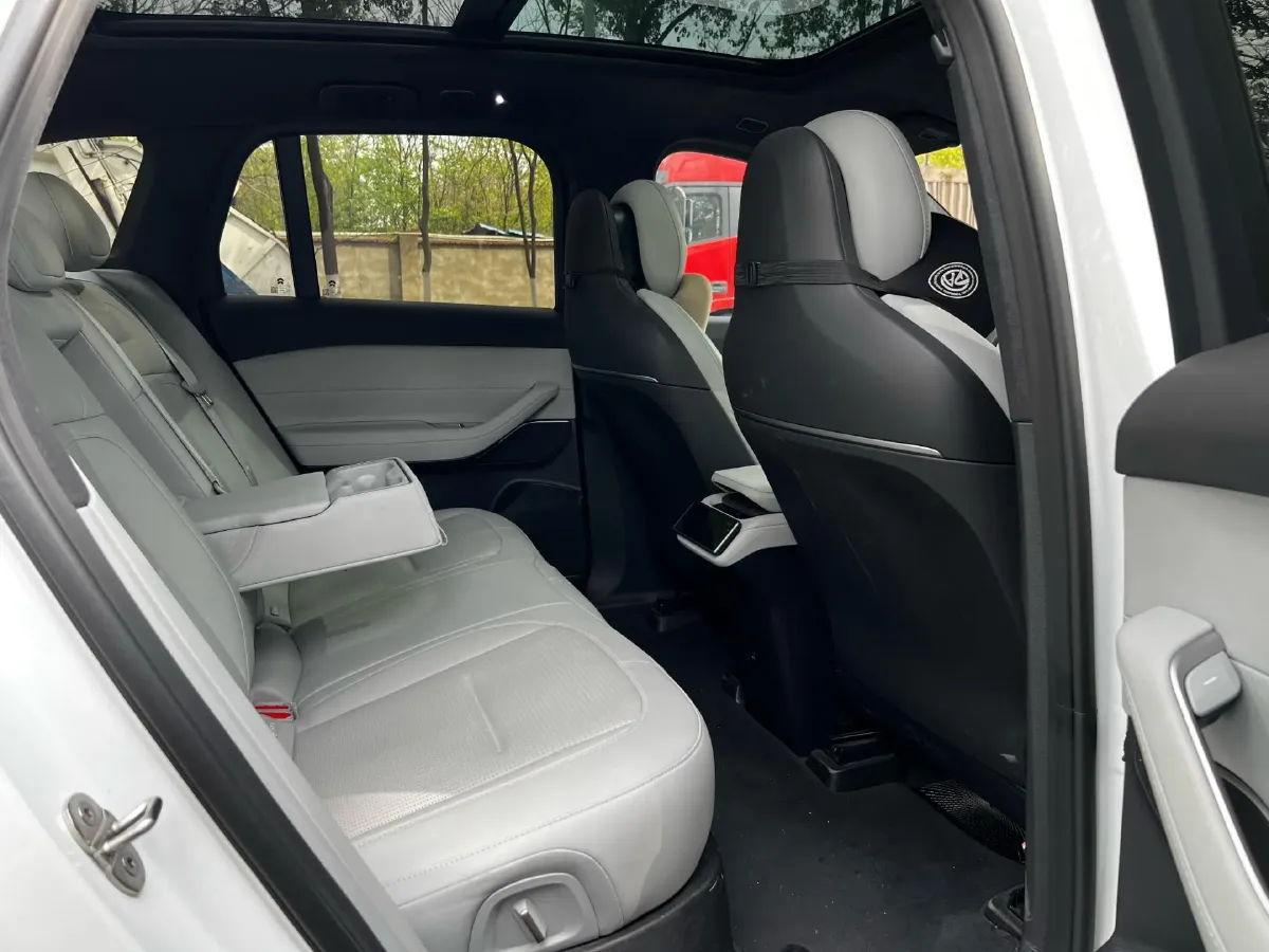 2024 NIO ES6 BEV 75KWH,autocango,china used car exporter,china ev exporter,chinese used car exporter,chinese used ev exporter