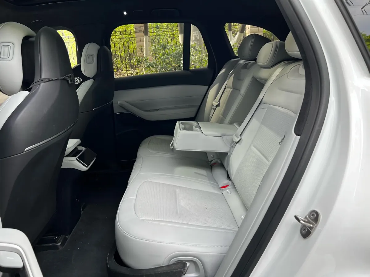 2024 NIO ES6 BEV 75KWH,autocango,china used car exporter,china ev exporter,chinese used car exporter,chinese used ev exporter