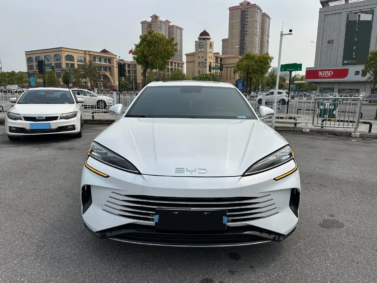 2023 BYD Seal 1.5T 139HP L4 E-CVT PHEV 17.6KWH,autocango,china used car exporter,china ev exporter,chinese used car exporter,chinese used ev exporter