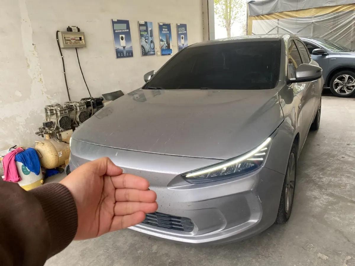 2022 Geely Emgrand L HiP 1.5T 181HP L4 3DHT PHEV 15.5KWH,autocango,china used car exporter,china ev exporter,chinese used car exporter,chinese used ev exporter