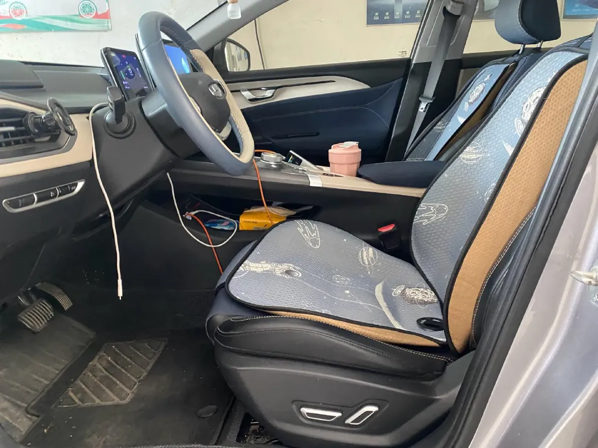 2022 Geely Emgrand L HiP 1.5T 181HP L4 3DHT PHEV 15.5KWH,autocango,china used car exporter,china ev exporter,chinese used car exporter,chinese used ev exporter