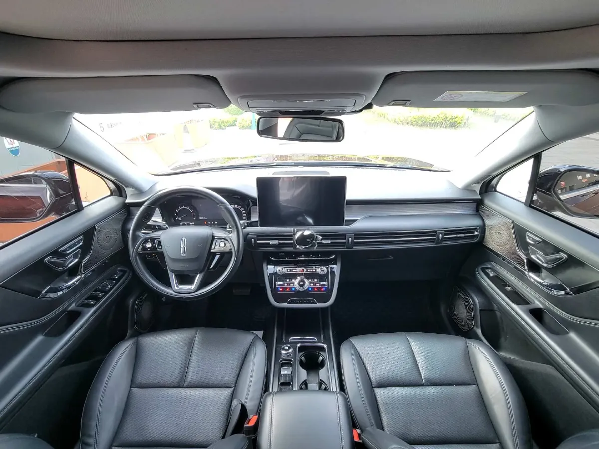 2021 Lincoln Corsair 2.0T 245HP L4 8AT,autocango,china used car exporter,china ev exporter,chinese used car exporter,chinese used ev exporter