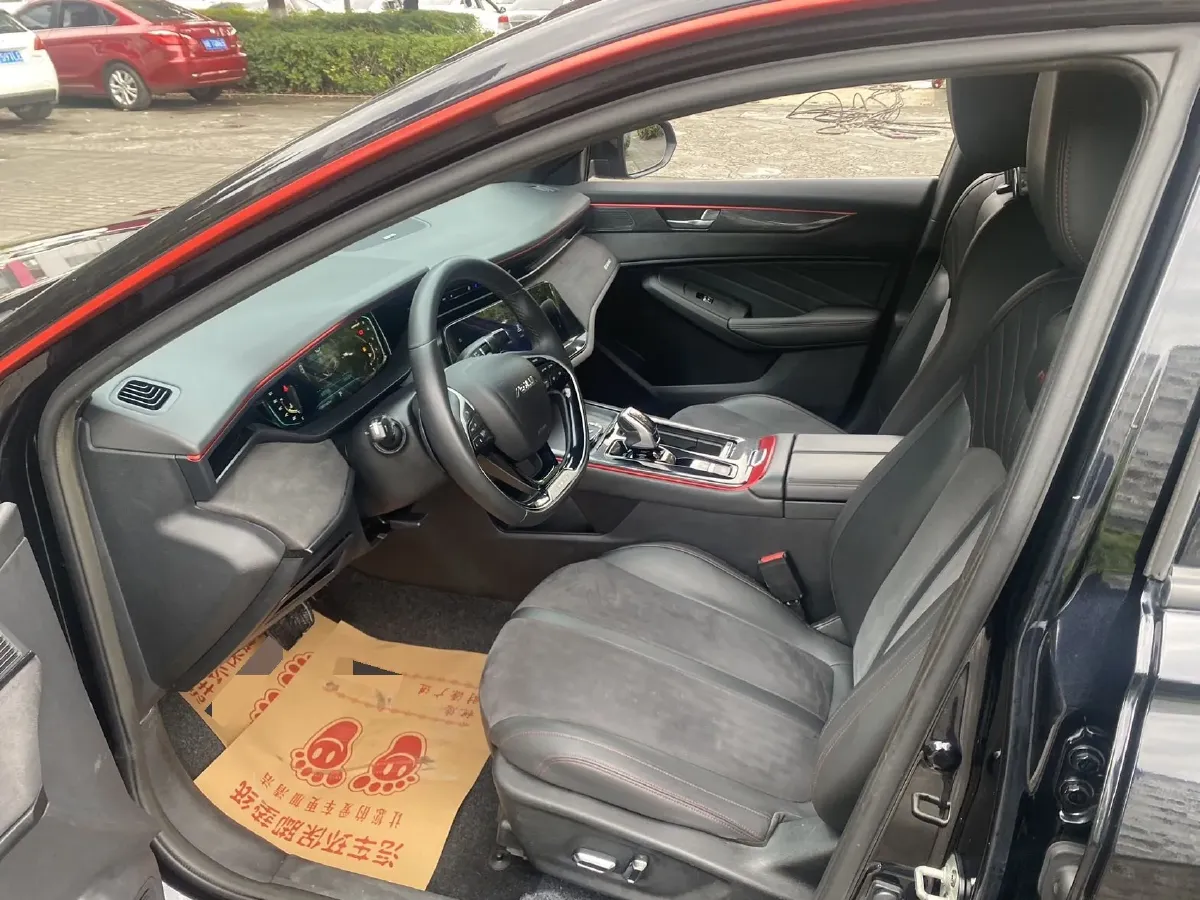 2021 DongFeng Aeolus YiXuan MAX 1.5T 190HP L4 7DCT,autocango,china used car exporter,china ev exporter,chinese used car exporter,chinese used ev exporter