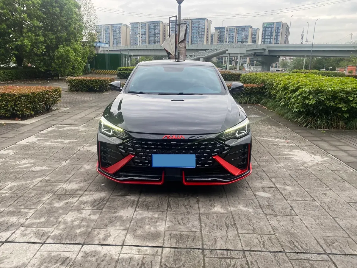2021 DongFeng Aeolus YiXuan MAX 1.5T 190HP L4 7DCT,autocango,china used car exporter,china ev exporter,chinese used car exporter,chinese used ev exporter