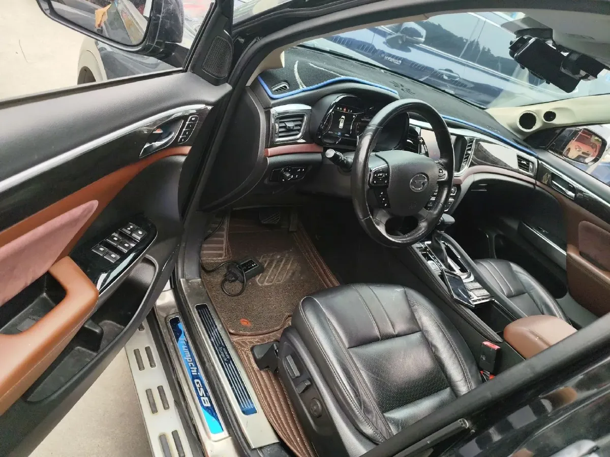 2017 GAC Trumpchi GS8 2.0T 201HP L4 6AT,autocango,china used car exporter,china ev exporter,chinese used car exporter,chinese used ev exporter