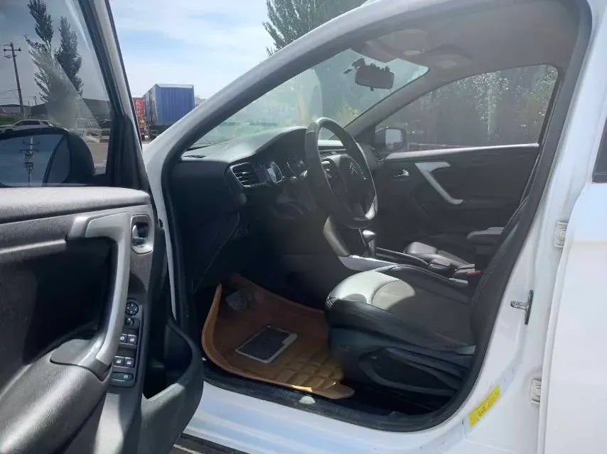 2018 Citroen C3-XR 1.2T 136HP L3 6AT,autocango,china used car exporter,china ev exporter,chinese used car exporter,chinese used ev exporter