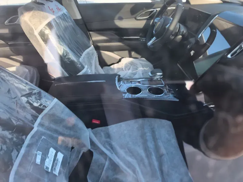 2025 HongQi HS3 1.5T 150HP L4 1DHT PHEV,autocango,china used car exporter,china ev exporter,chinese used car exporter,chinese used ev exporter