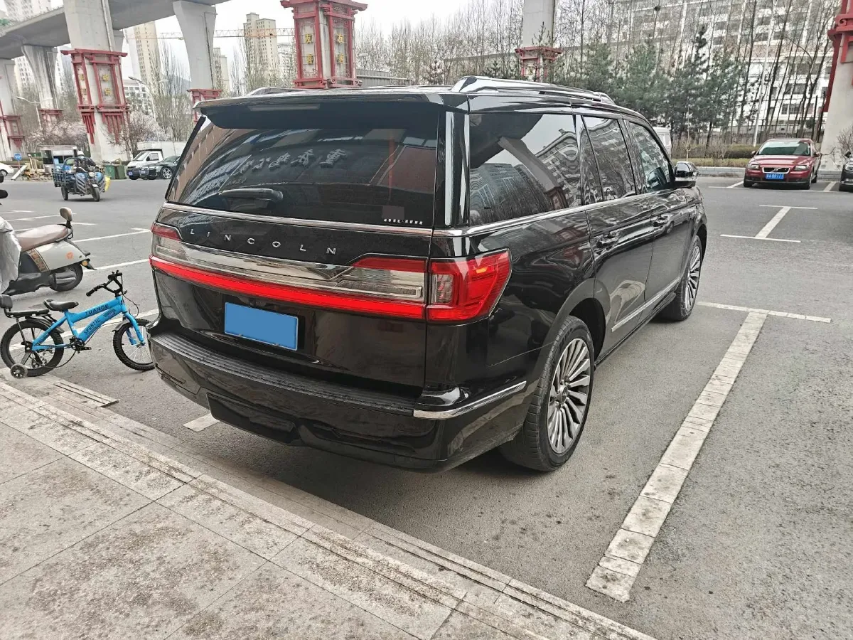 2020 Lincoln Navigator 3.5T 388HP V6 10AT,autocango,china used car exporter,china ev exporter,chinese used car exporter,chinese used ev exporter