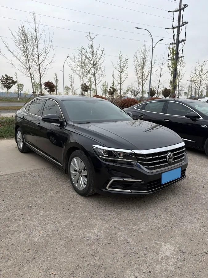 2021 Volkswagen Passat 2.0T 186HP L4 7DCT,autocango,china used car exporter,china ev exporter,chinese used car exporter,chinese used ev exporter