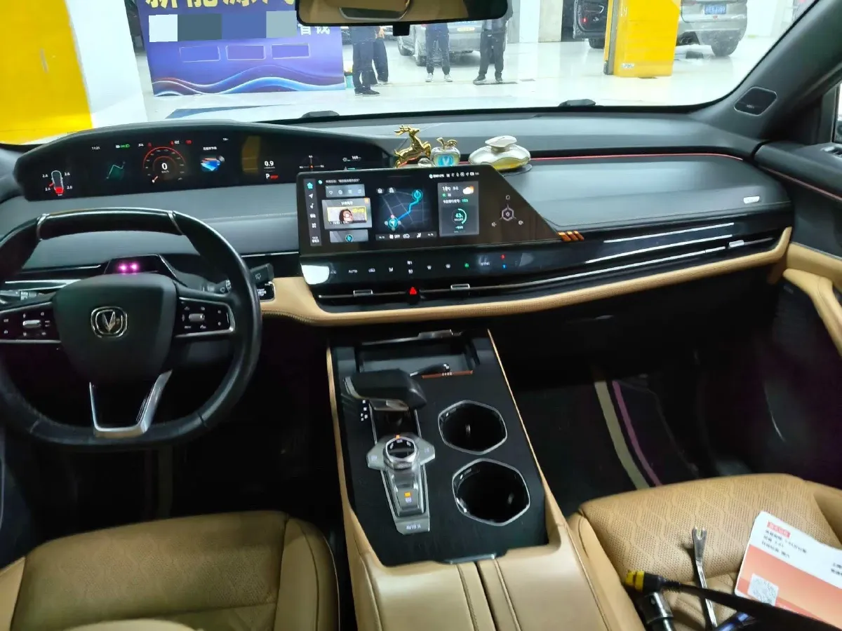 2021 ChangAn UNI-K 2.0T 233HP L4 8AT,autocango,china used car exporter,china ev exporter,chinese used car exporter,chinese used ev exporter