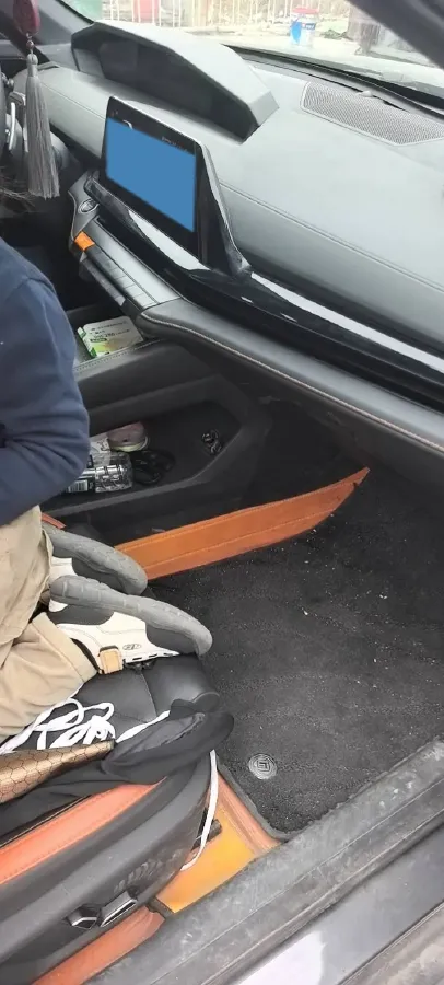 2023 ChangAn UNI-V 1.5T 188HP L4 7DCT,autocango,china used car exporter,china ev exporter,chinese used car exporter,chinese used ev exporter