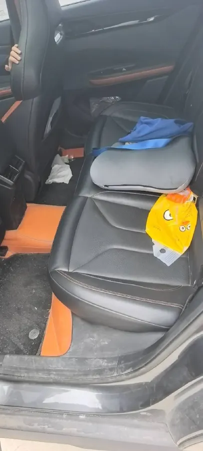 2023 ChangAn UNI-V 1.5T 188HP L4 7DCT,autocango,china used car exporter,china ev exporter,chinese used car exporter,chinese used ev exporter