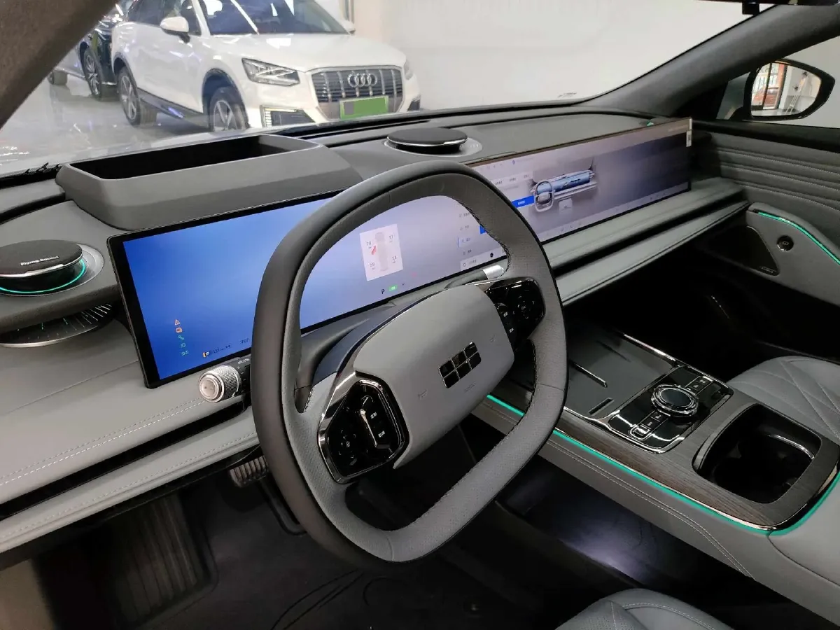 2025 Geely Galaxy E8 BEV 76KWH,autocango,china used car exporter,china ev exporter,chinese used car exporter,chinese used ev exporter