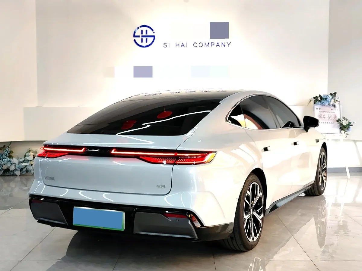 2025 Geely Galaxy E8 BEV 76KWH,autocango,china used car exporter,china ev exporter,chinese used car exporter,chinese used ev exporter