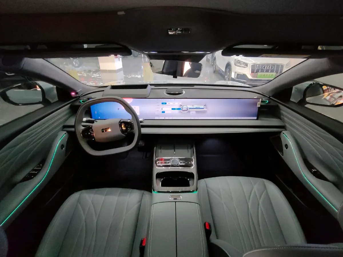 2025 Geely Galaxy E8 BEV 76KWH,autocango,china used car exporter,china ev exporter,chinese used car exporter,chinese used ev exporter