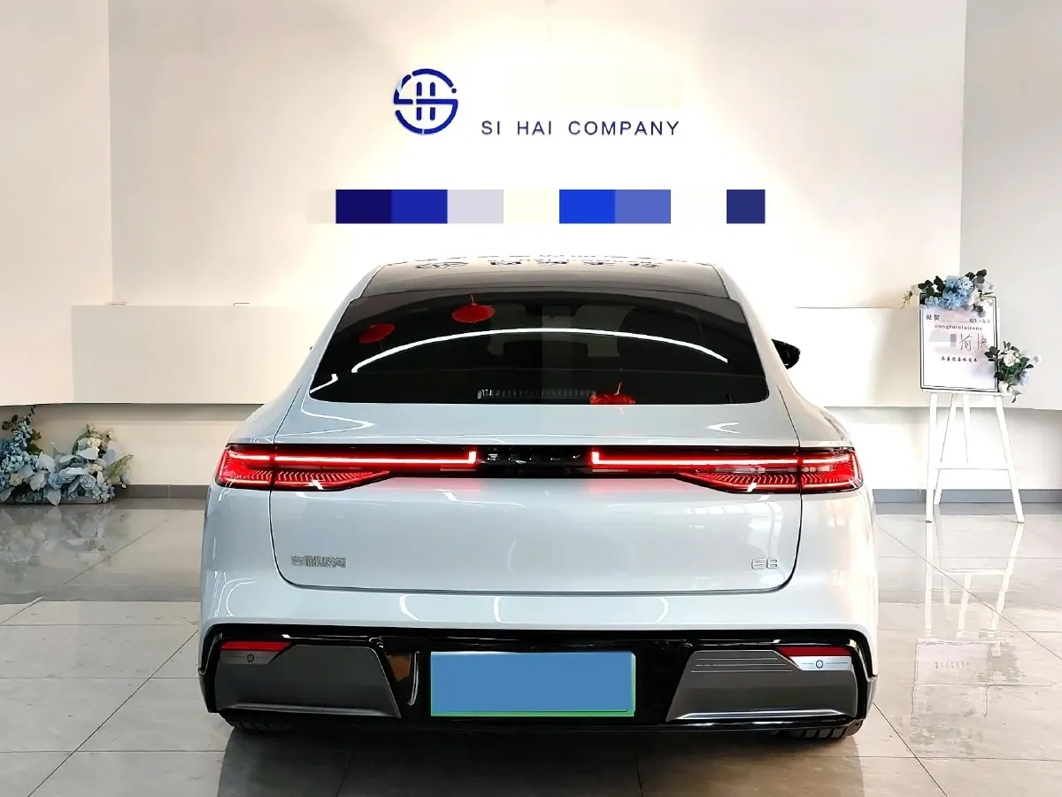 2025 Geely Galaxy E8 BEV 76KWH,autocango,china used car exporter,china ev exporter,chinese used car exporter,chinese used ev exporter